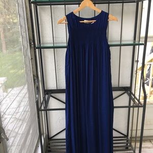 NWT Vineyard Vines Smocked Maxi Dress